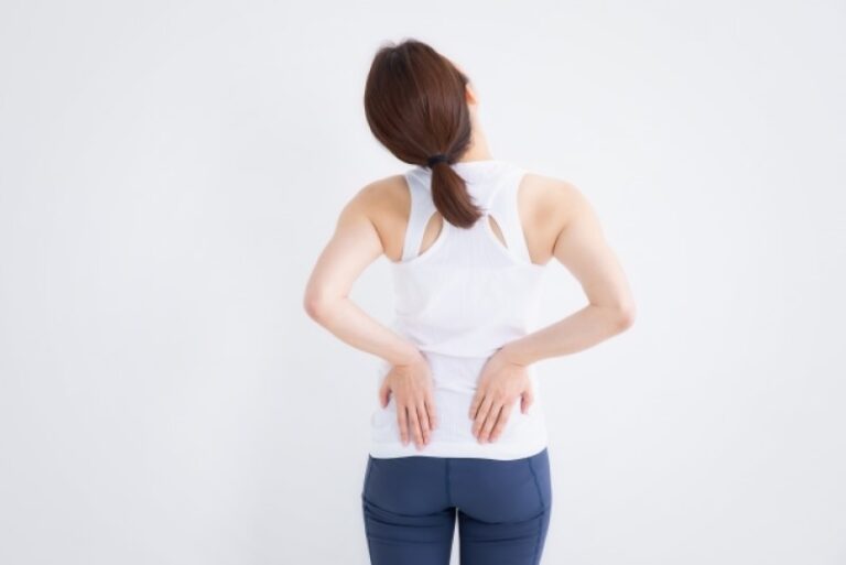 現役トレーナーが教える体を柔らかくする方法！大人でも今日からできる“3分ストレッチ”と続けるコツ | ストレッチトレーニングならRe・ファイン ...